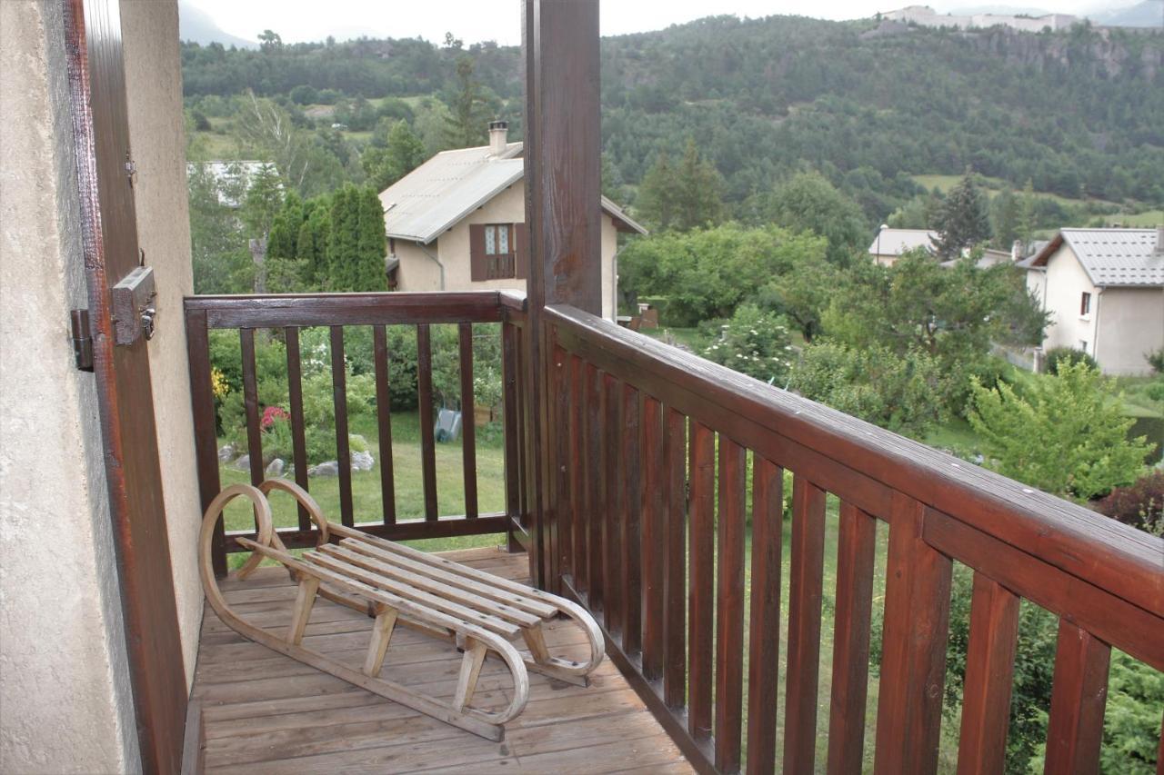 Ferienwohnung Le Ginkgo - Mont Dauphin Eygliers Exterior foto